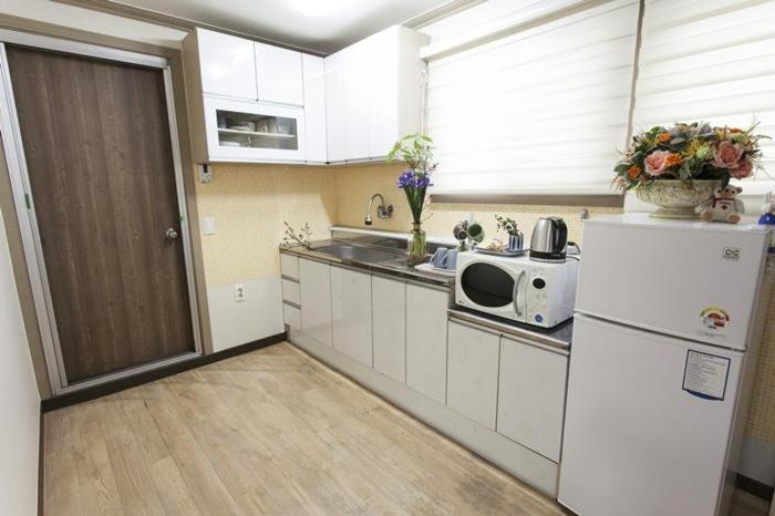 Danaharu Guesthouse Jeonju Exterior photo